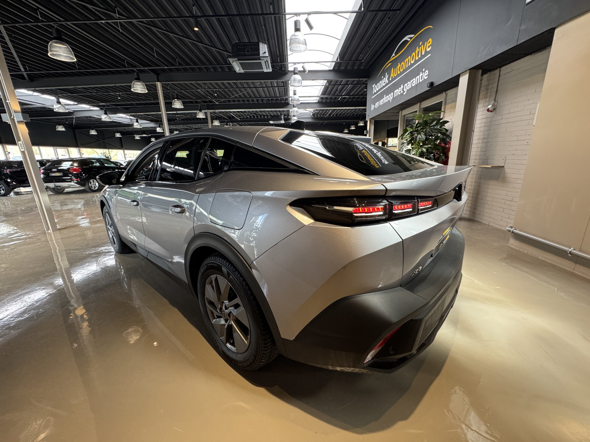 Peugeot 408 1.6 HYbrid Allure 180 EAT8 251pk 52579613-4.jpg | Tooniek Automotive