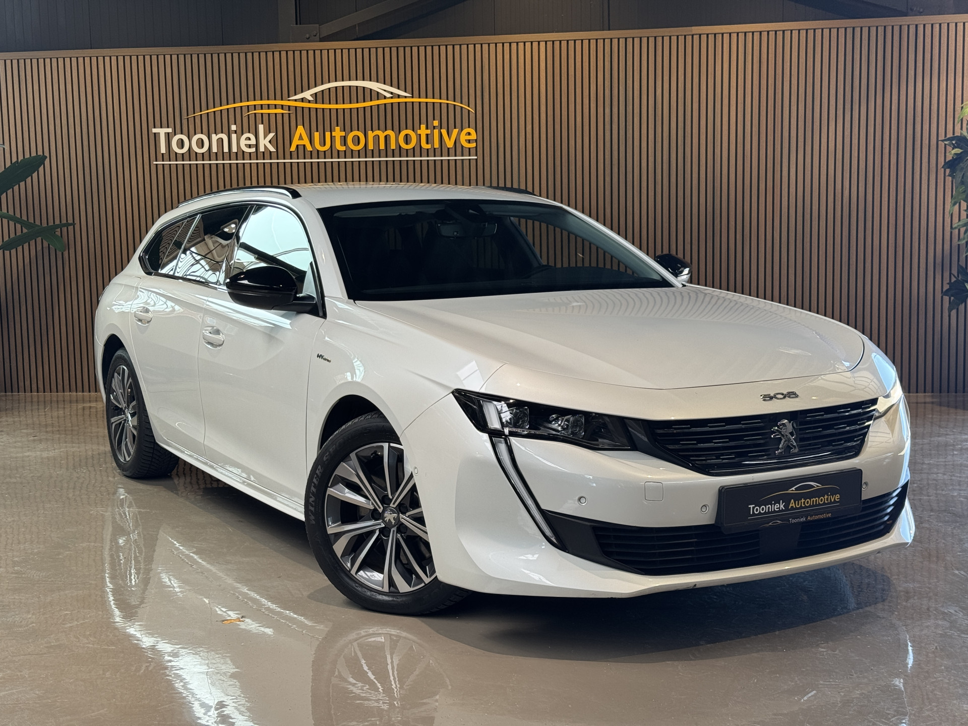 Peugeot 508 SW 1.6 Plugin Hybride 225 PK Allure 52641614-0.jpg | Tooniek Automotive