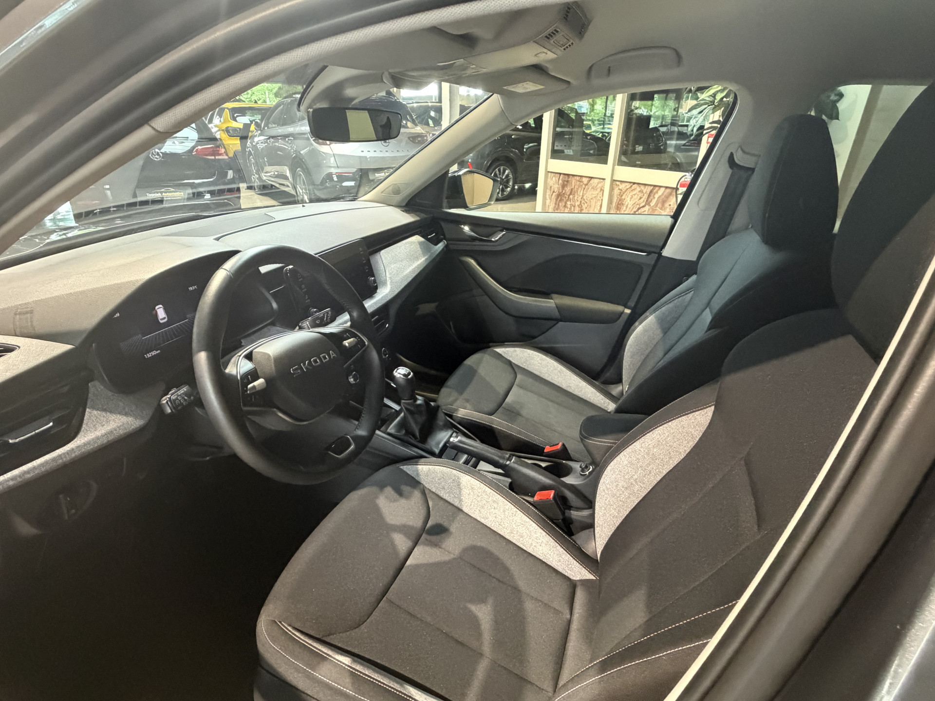Škoda Kamiq Black Dots 1.0 TSI Business Edition 53436526-7.jpg | Tooniek Automotive