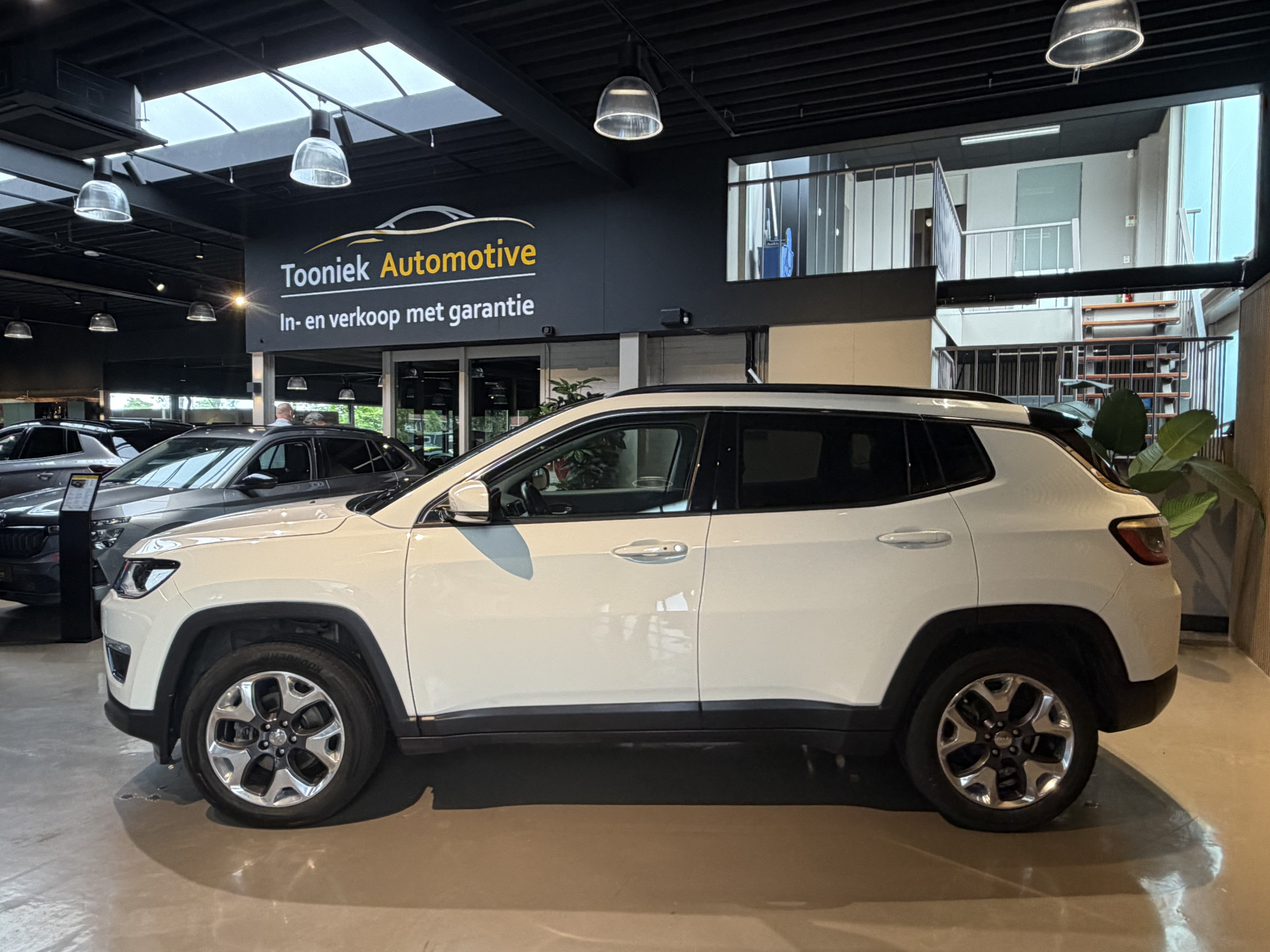 Jeep Compass 2.0 MultiJet Limited 4x4 53986149-4.jpg | Tooniek Automotive
